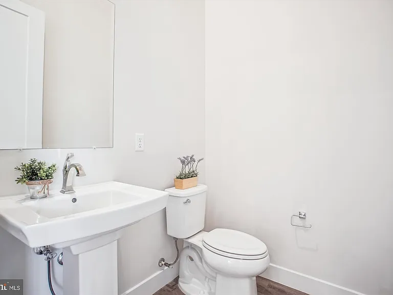 1761 Old Meadow Rd #106 — Photo 13