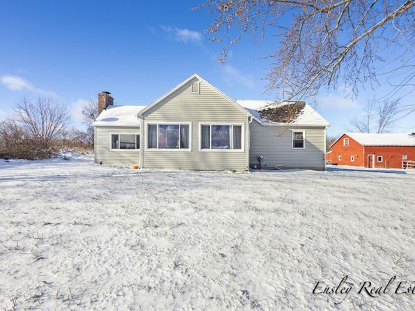 7105 Lessiter Rd NE, Belding, MI 48809