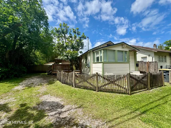 3673 Randall St, Jacksonville, FL 32205