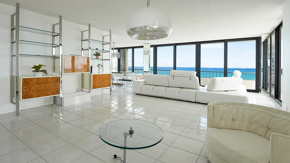 Building Photo - 5540 N Ocean Dr #7B