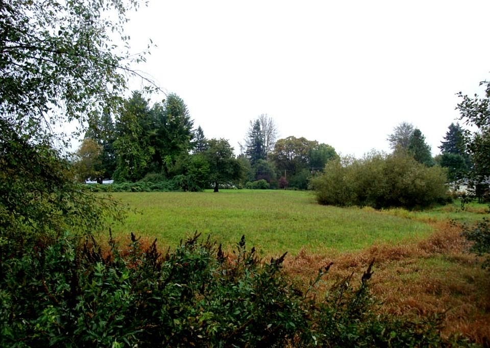 2nd image of Grandview Rd