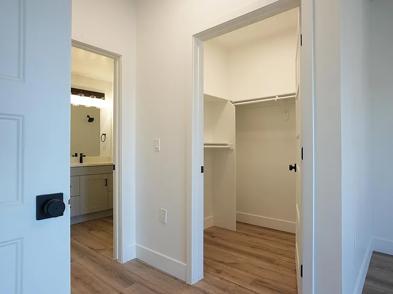 2150 S Main St #314 — Photo 6