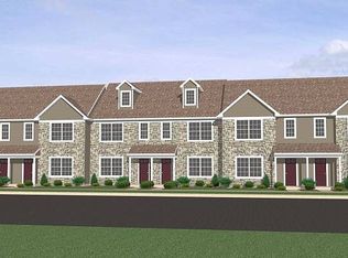515 Byler Cir #U-0026, Lebanon, PA 17042