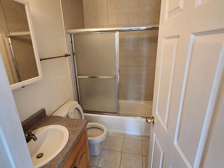 335 E Providencia Ave #202 — Photo 6