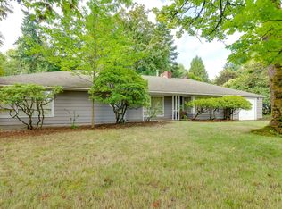 586 S Palatine Hill Rd, Portland, OR 97219