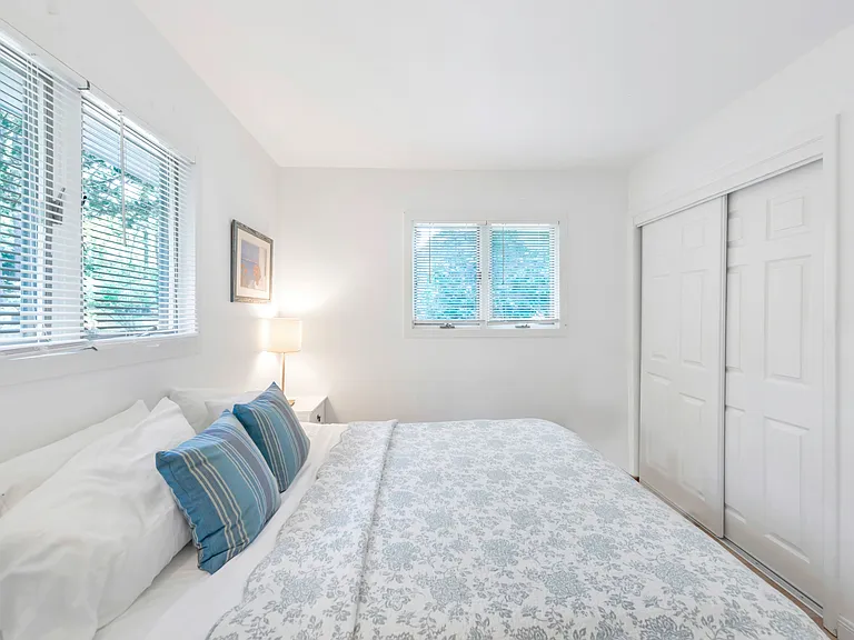 71 Shinnecock Hills Rd — Photo 24