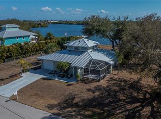 209 Springview Cir NW, Pt Charlotte, FL 33948