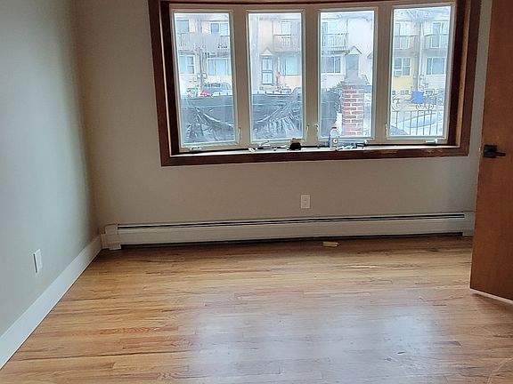 4th image of 97 Lake Ave #1