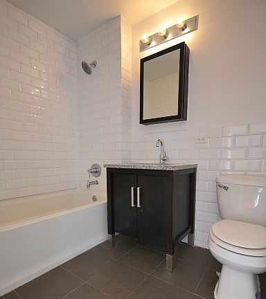 4th image of 454 Manhattan Ave APT 8D