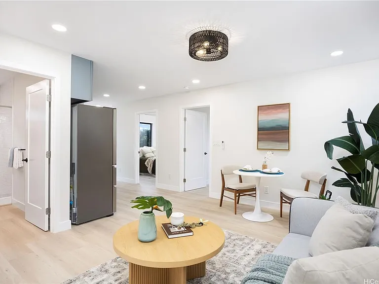 1758 Mikahala Way — Photo 7