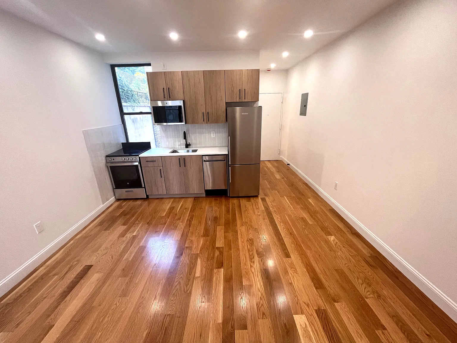 120 Sullivan Street — Photo 1