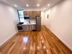 120 Sullivan St, New York, NY