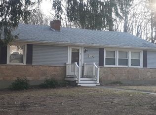 10 Sovereign Hts, Sutton, MA 01590