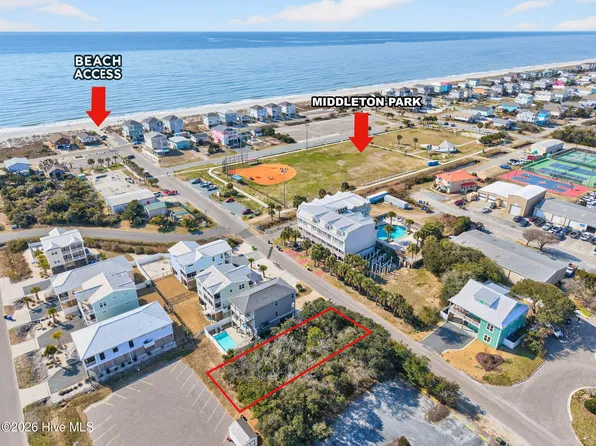 118 SE 49th Street, Oak Island, NC 28465