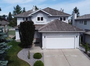 723 Wells Wynd NW, Edmonton, AB T6M 2K1