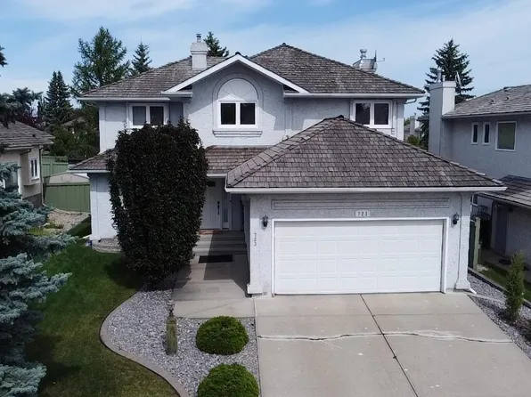 723 Wells Wynd NW, Edmonton, AB T6M 2K1