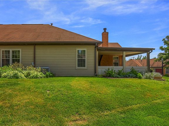 2nd image of 21 Ashford Dr