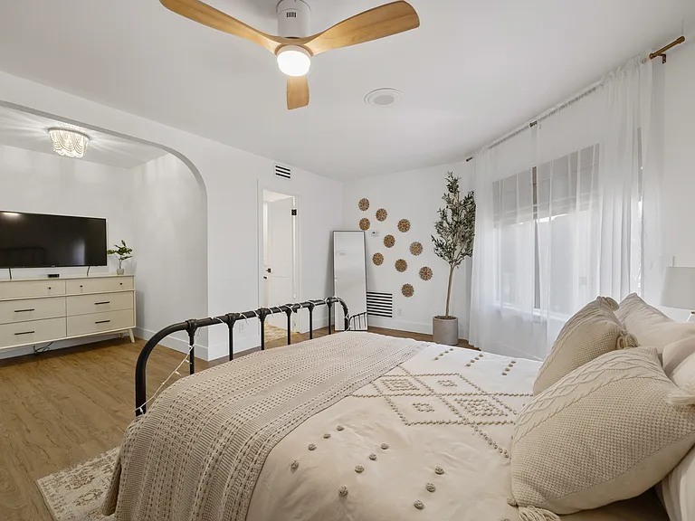 20 Shadow Rock Dr — Photo 24