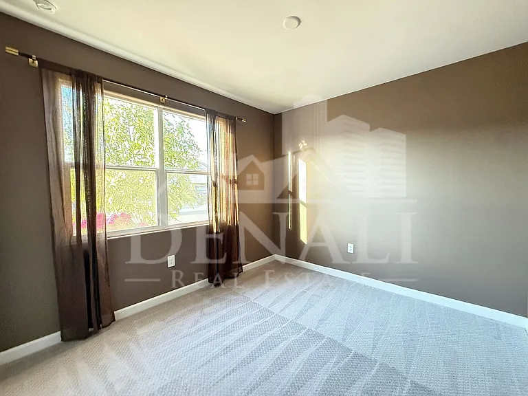 1053 E Horro Rd — Photo 20