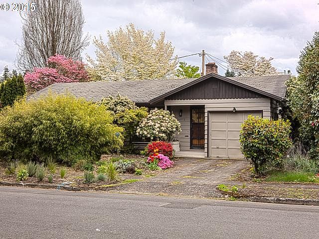 1st image of 10972 SE Garrett Dr