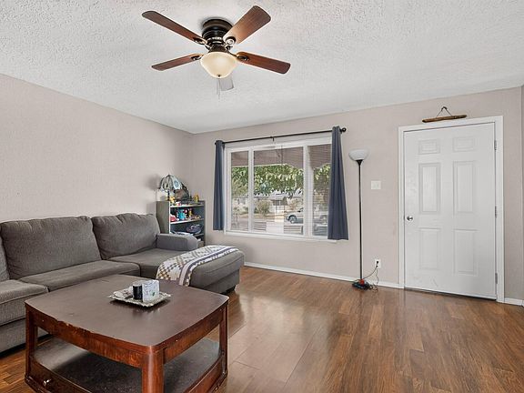 4th image of 2904 Garcia St NE