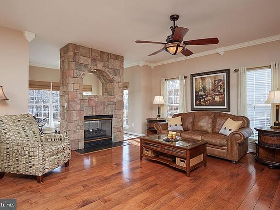3rd image of 21324 Marsh Creek Dr