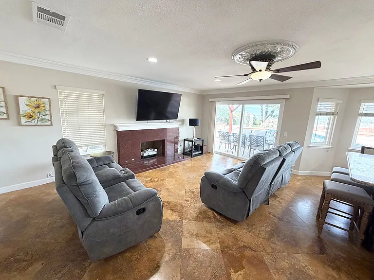 22125 Birds Eye Dr — Photo 11
