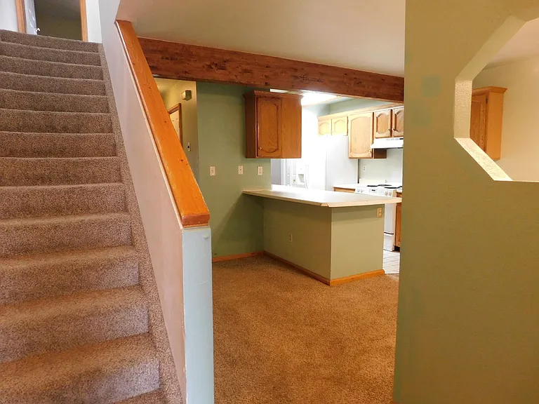2339 Rattlesnake Ct #B — Photo 3