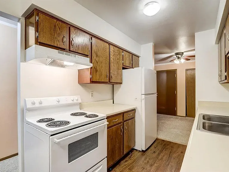 6329 W Nebraska Ave #202 — Photo 3