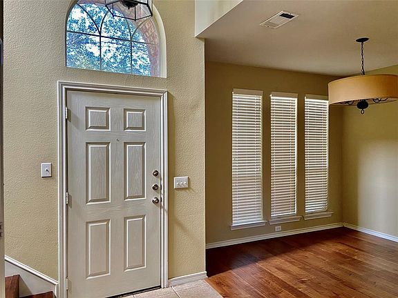 4th image of 7414 Danbridge Ln