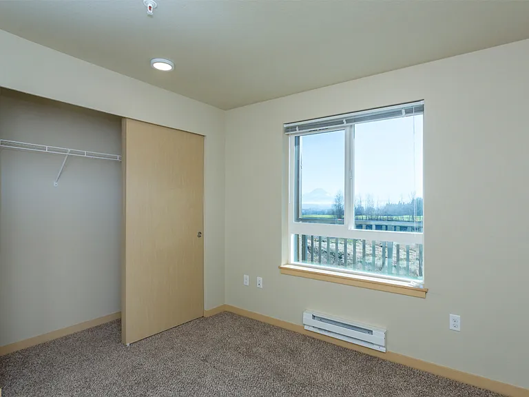 Grandview Apartments — Photo 13