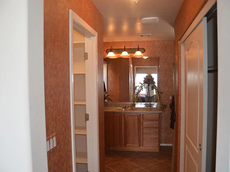 2256 S Ponderosa Dr — Photo 7