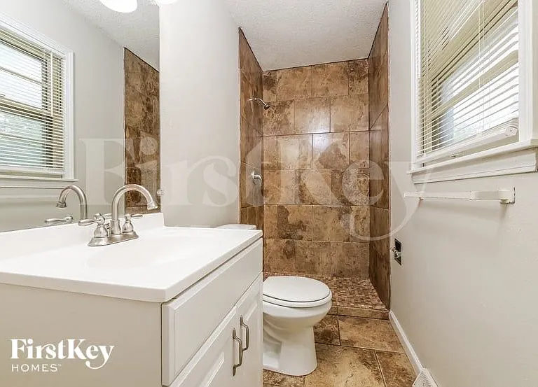 7400 E 75th St — Photo 10