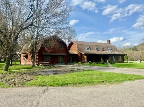 106/106A Josh Webb Ln, Sherburne, NY 13460