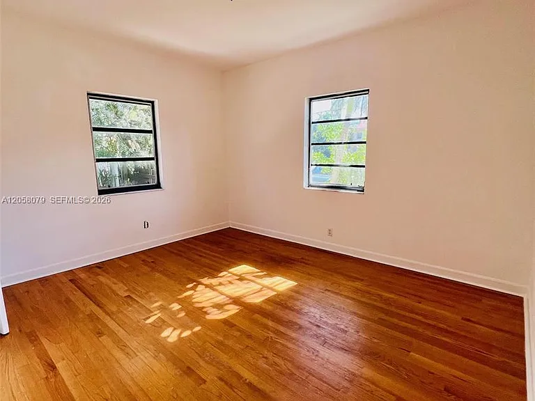 2830 Pine Tree Dr #1 — Photo 16
