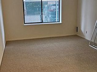 419 101st St #1E, Brooklyn, NY 11209