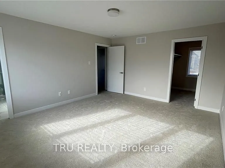 744 Eminence St — Photo 9