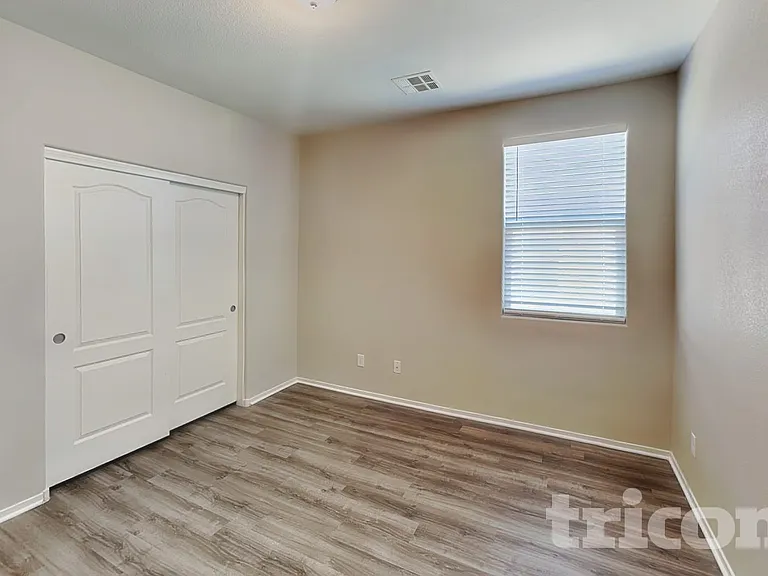 1020 Fishing St — Photo 12