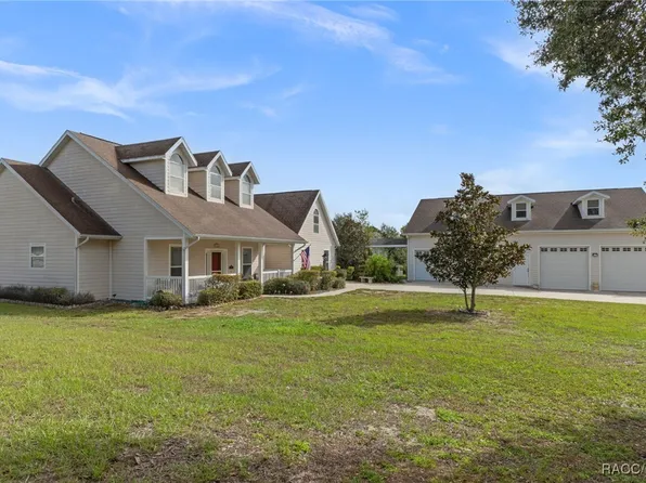 8921 W Wauchula Dr, Crystal River, FL 34428