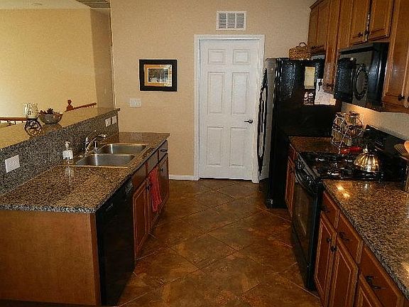 5th image of 9289 Night Mesa St