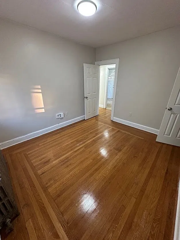 2 bed, 1000 sqft, $1,449 — Photo 1