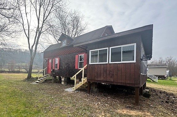 4th image of this home
