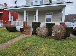 367 Bow St, Stockdale, PA
