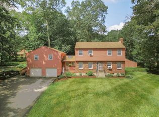15 Northwest Rd, Spencer, MA 01562