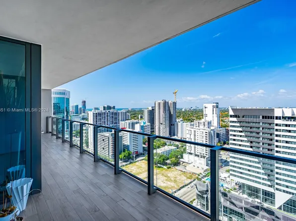 88 SW 7th St APT 2110, Miami, FL 33130