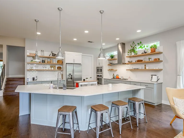2113 Glendale Pl — Photo 14