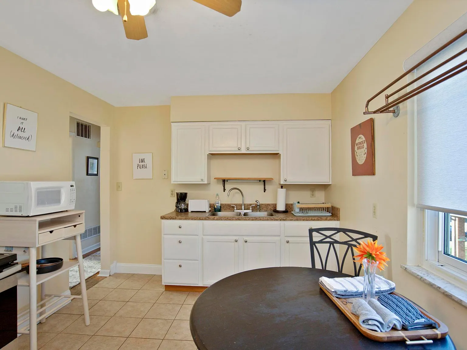 2 bed, 1100 sqft, $1,550 — Photo 4