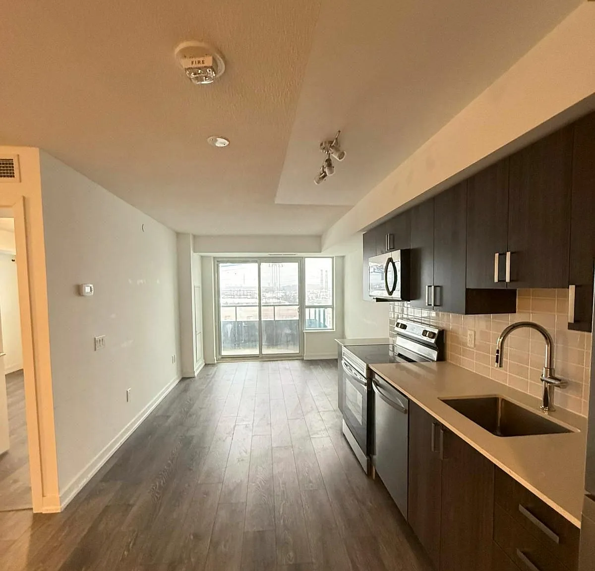 2 bed, $2,300 — Photo 2