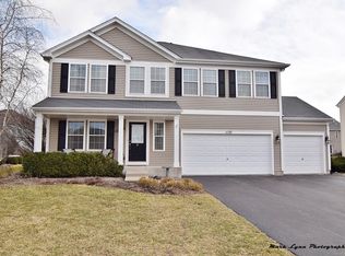 1137 Swan Dr, Elburn, IL 60119