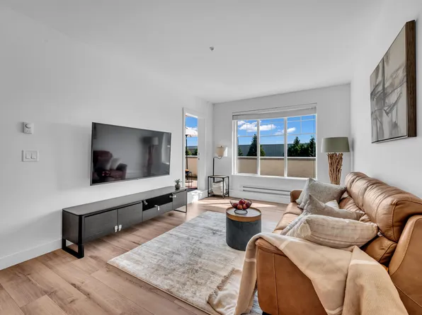 20487 65th Ave #B209, Langley, BC V2Y 3K7